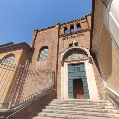 Rim-Bazilika-Santa-Maria-in-Aracoeli-exterier